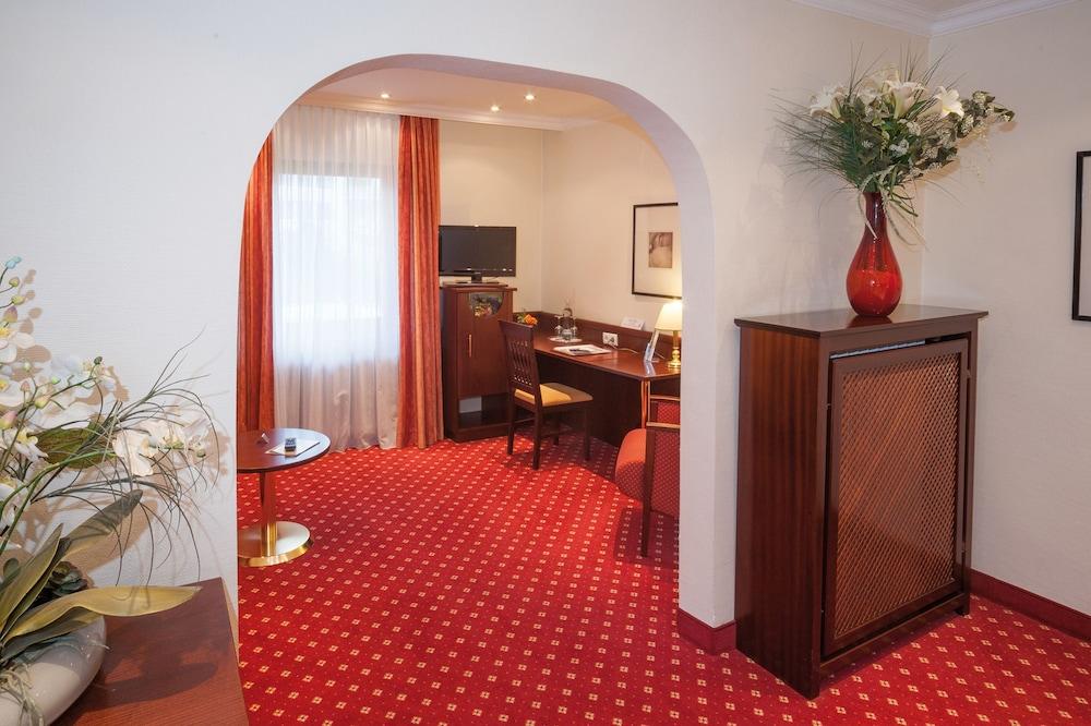 Hotel Haus am Zoo Düsseldorf Buitenkant foto